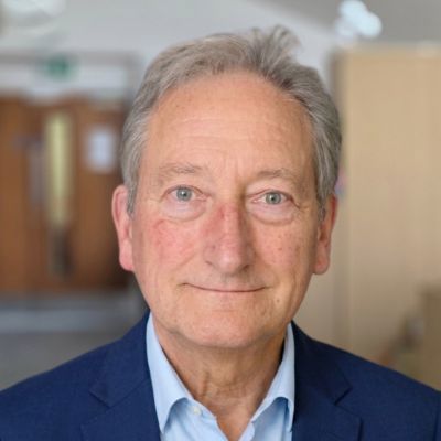 Prof Tim Dwyer